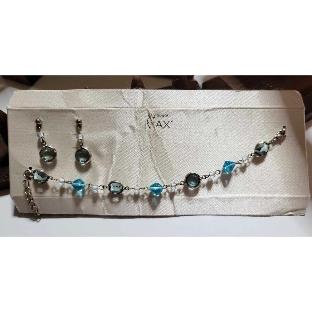 Madison and MAX Bracelet and Earrings Set Blues Silver 90s‎ Vintage